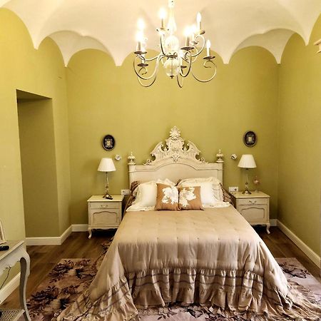 Medina de las Torres Hotel Boutique Iulia 5 Estrellas מראה חיצוני תמונה